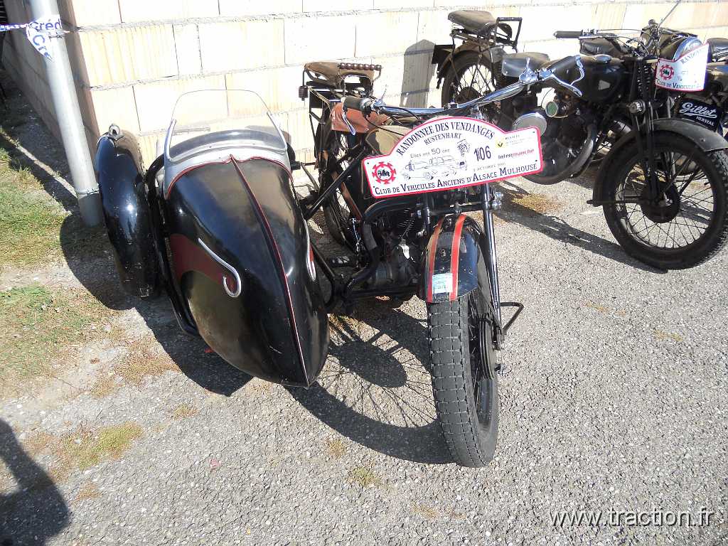 2011_rustenhart (92).jpg - 02/10/2011 - 68740 RUSTENHART 31ème Randonnée Internationale des Vendanges - Motocyclette Gillet avec side car